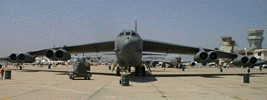 b52.jpg (90kb)